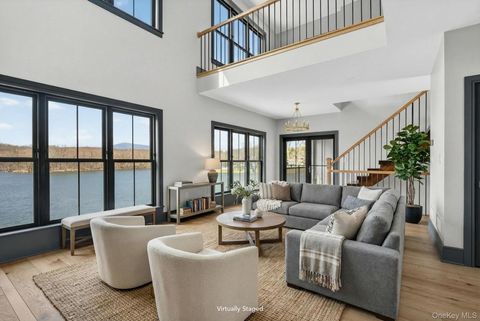 Photo of 22 Icehouse Drive, Saugerties, NY 12477 (MLS # 984634)