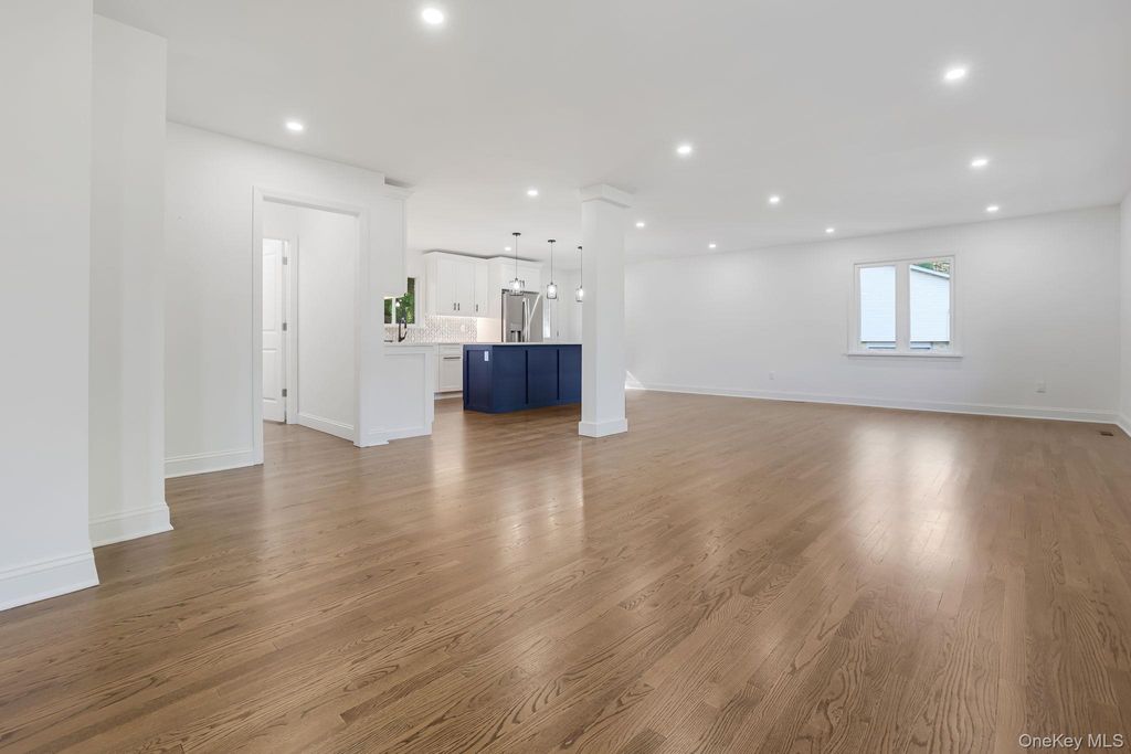Photo of 1 Edsam Road, Valley Cottage, NY 10989 (MLS # 995230)