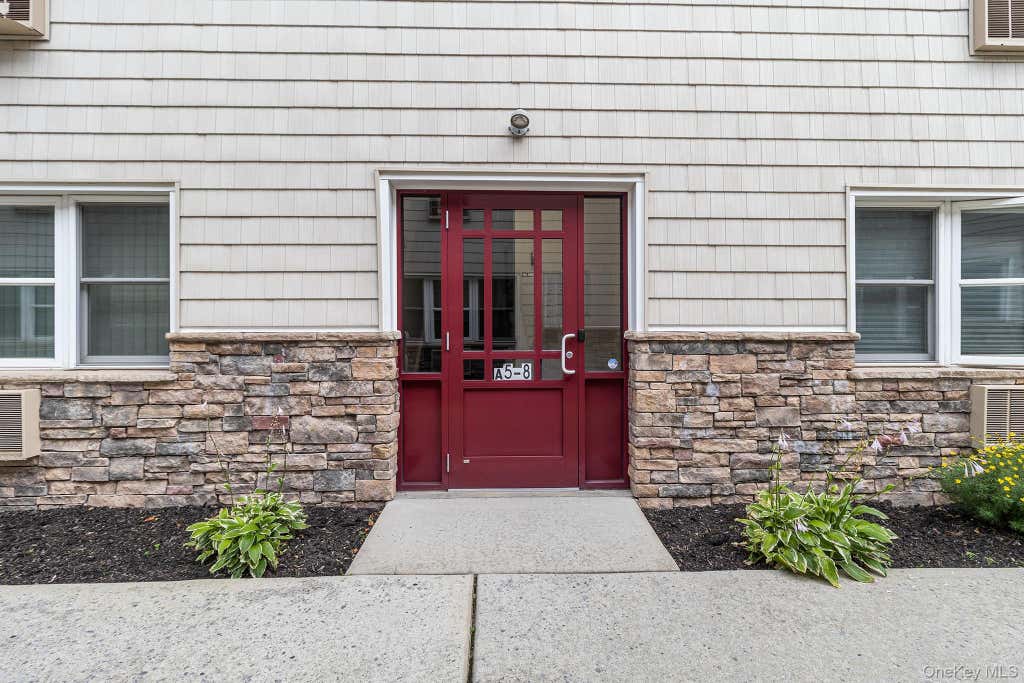 Photo of 490 Main Street #A7, Farmingdale, NY 11735 (MLS # 1036320)