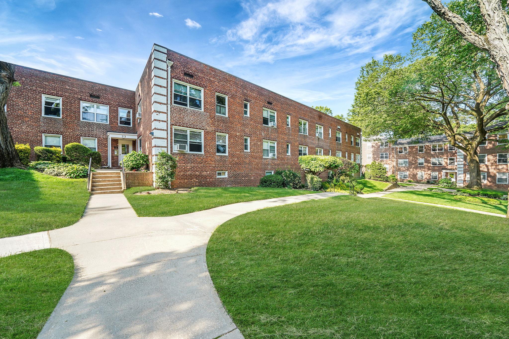 23 Edwards Street 1C