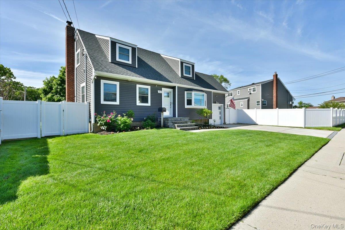383 Violet Street