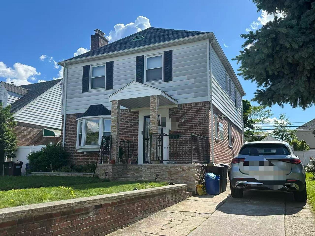 Property for Sale at Bell Boulevard, Bayside, Queens, NY - Bedrooms: 4 
Bathrooms: 3 
Rooms: 7  - $1,298,888