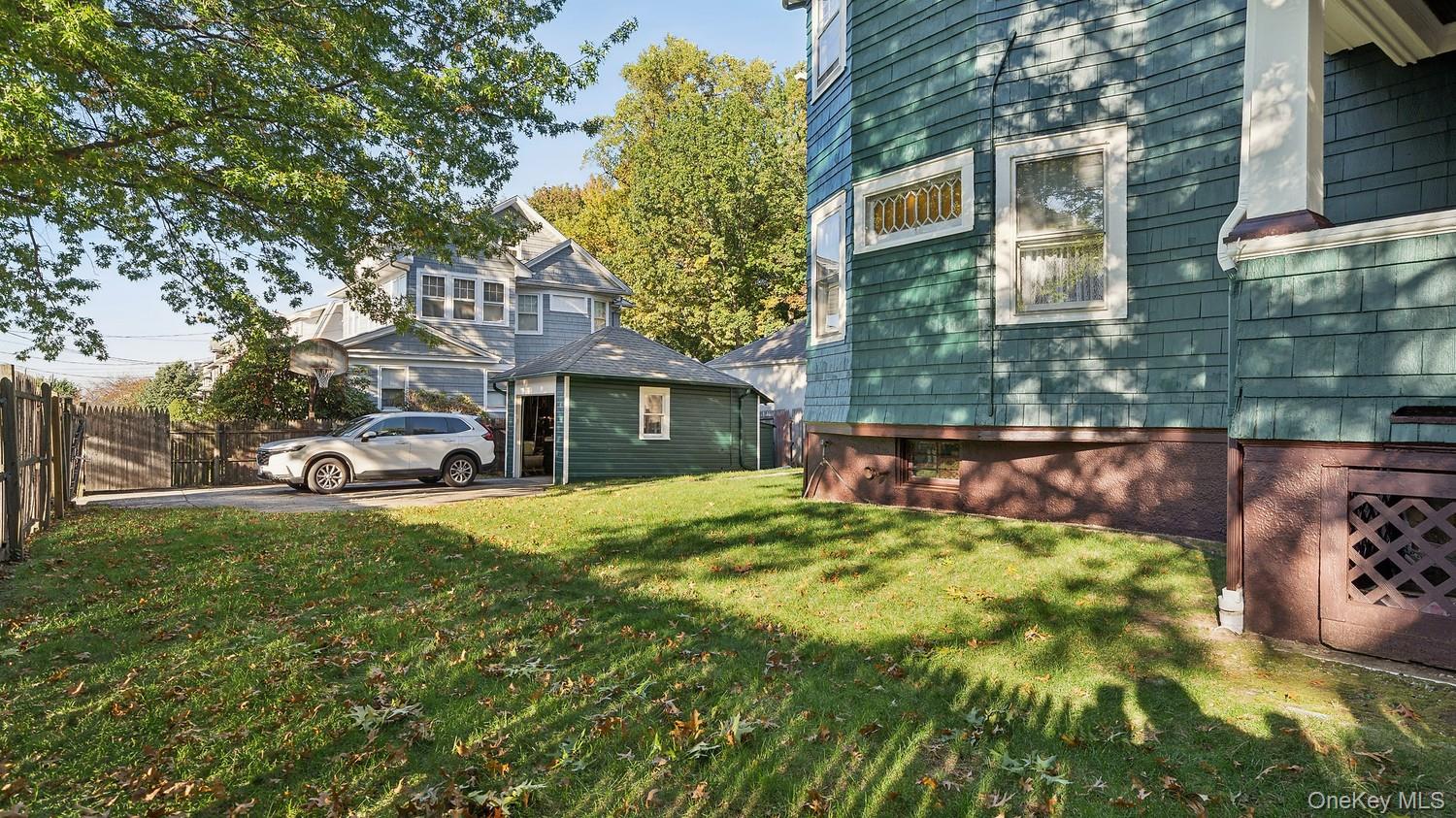 19 Egbert Avenue