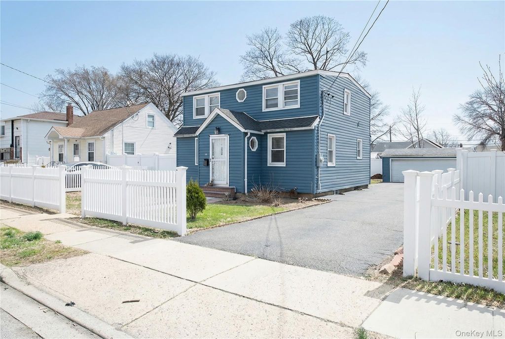 Photo of 160 E Fulton Avenue, Roosevelt, NY 11575 (MLS # 979816)