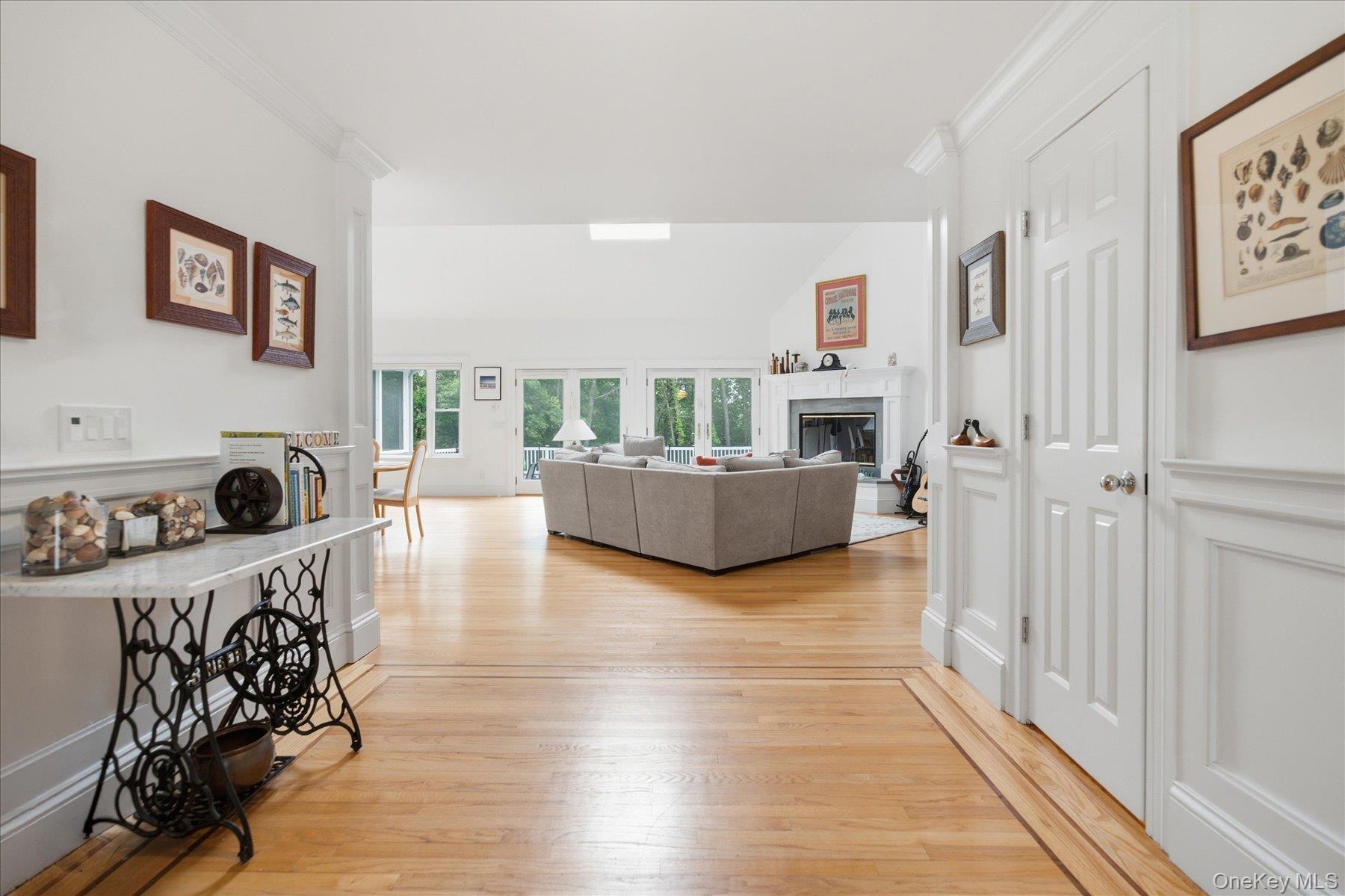 90 Lakeside Lane
