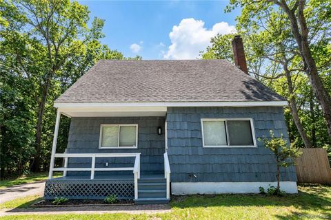 58 Norfleet Lane Coram NY 11727