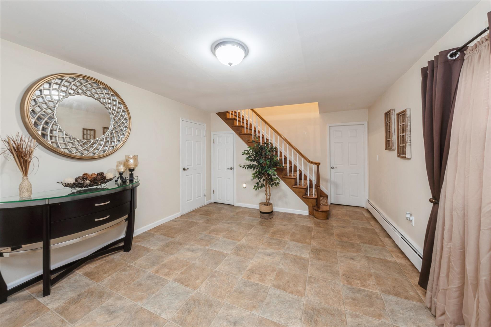 91-10 164th Ave, Howard Beach, New York image 13