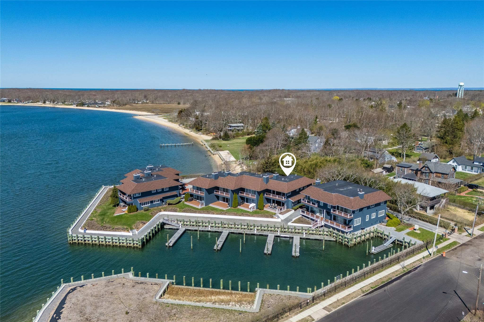 131 6th Street #G, Greenport, New York image 2