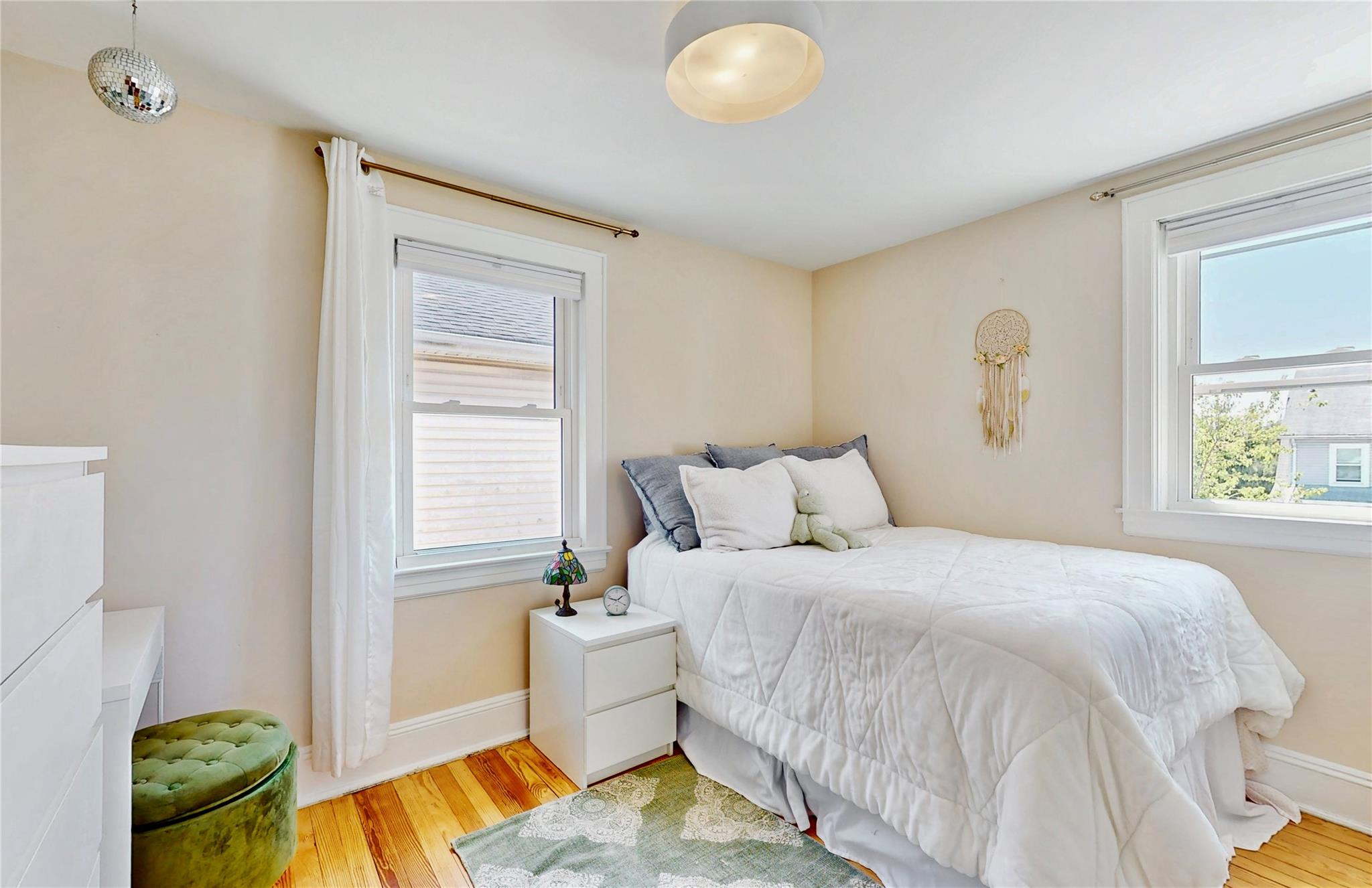 8612 261st Street, Floral Park, New York image 16