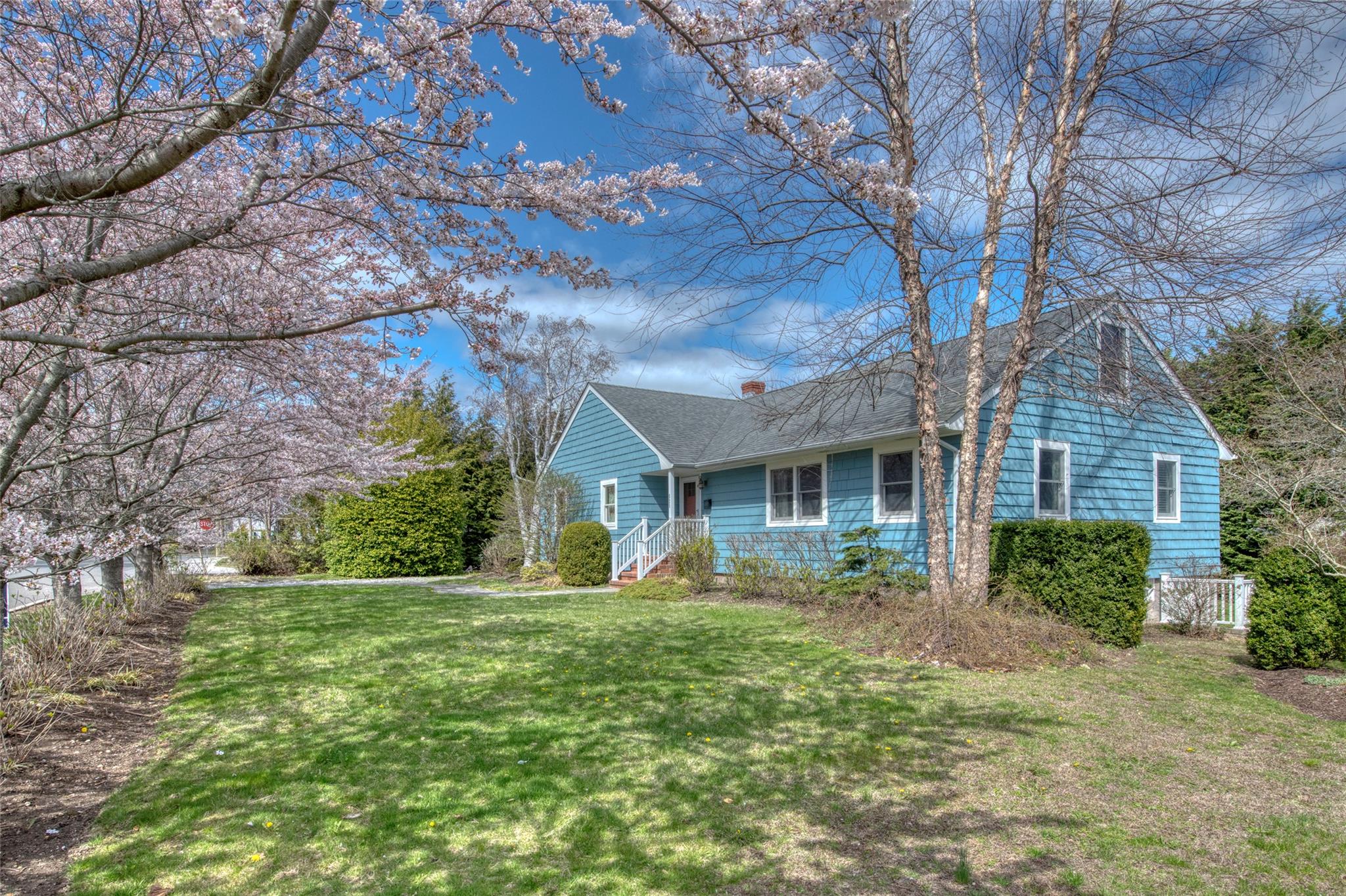 520 4th Street, Greenport, New York image 2