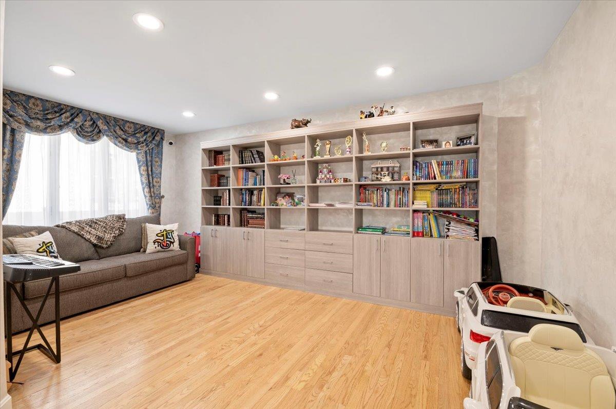 10 E Linden Street, Woodmere, New York image 6