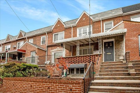 6409 78th Street Middle Village NY 11379