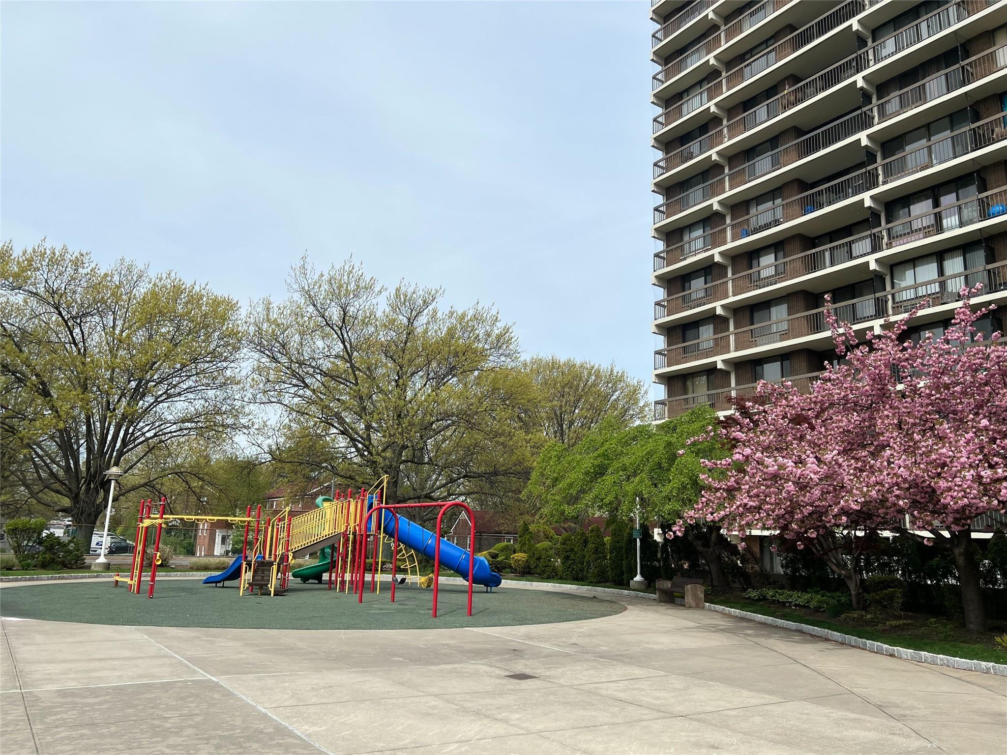 150-38 Union Turnpike #4D, Flushing, New York image 19