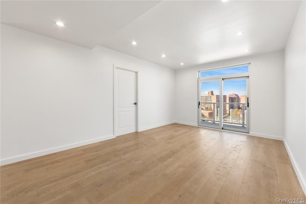 Photo of 97-29 64th Road #7E, Rego Park, NY 11374 (MLS # 961762)