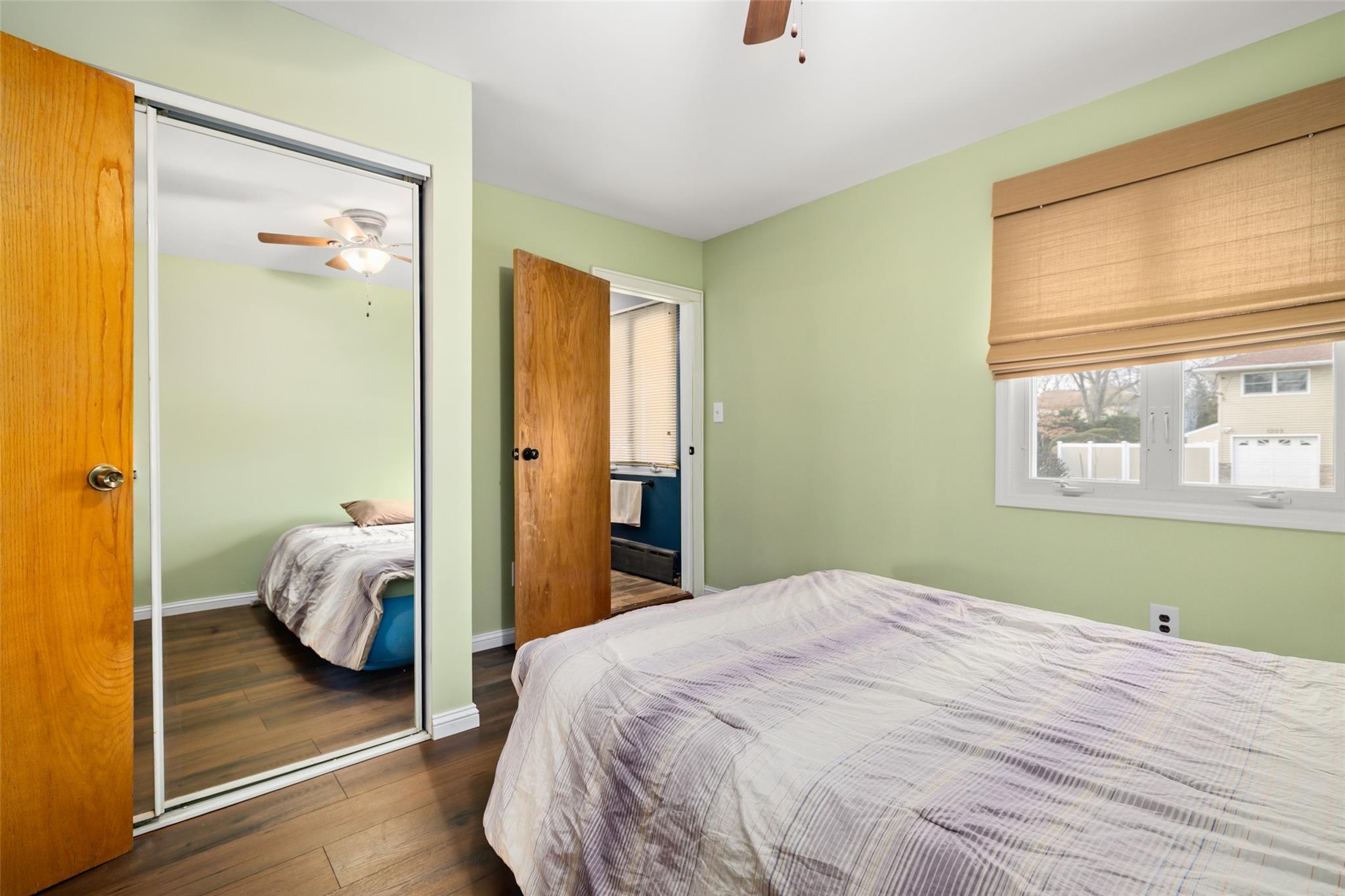 526 Park Avenue, Merrick, New York image 17