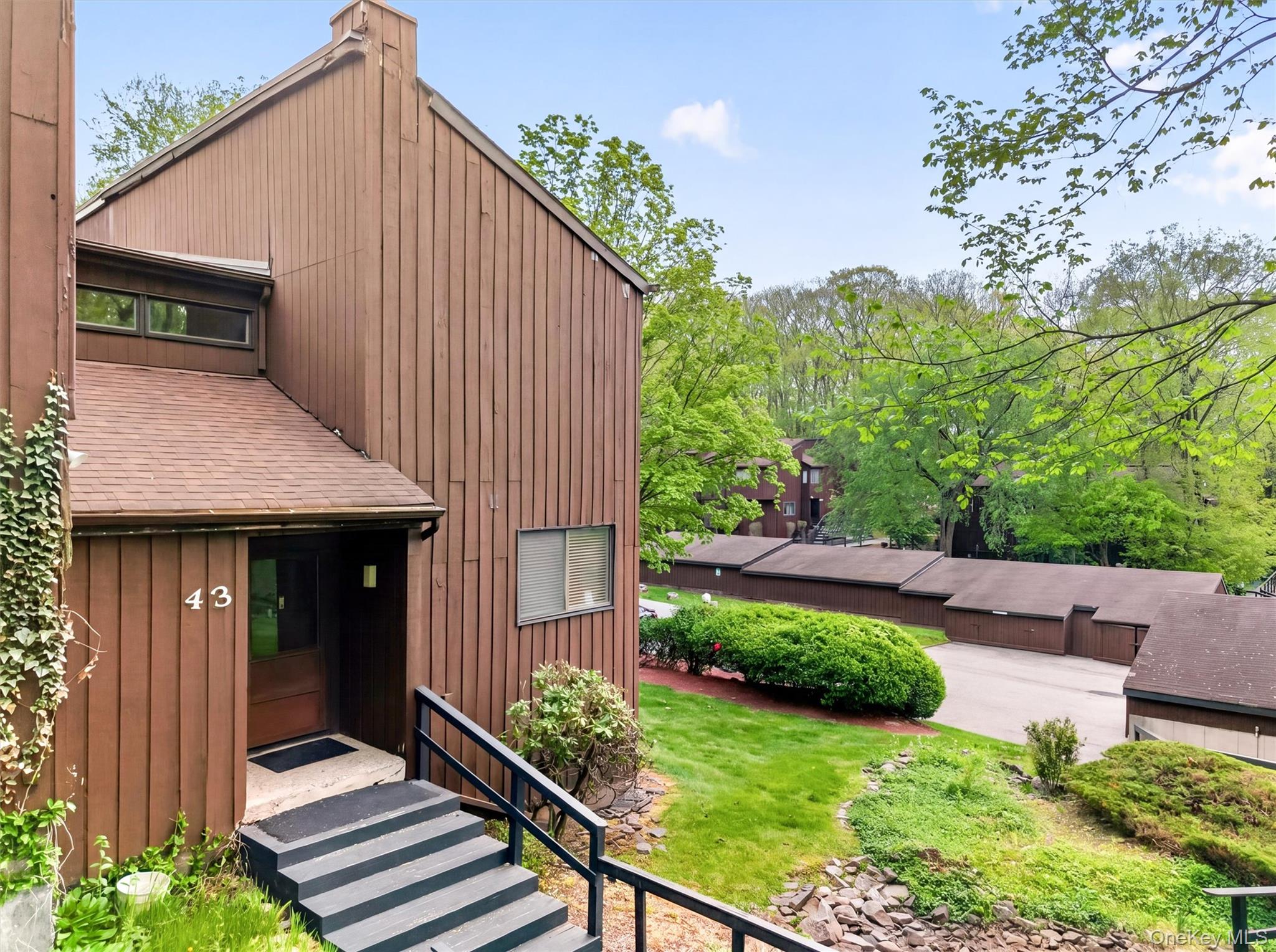 43 Redwood Drive