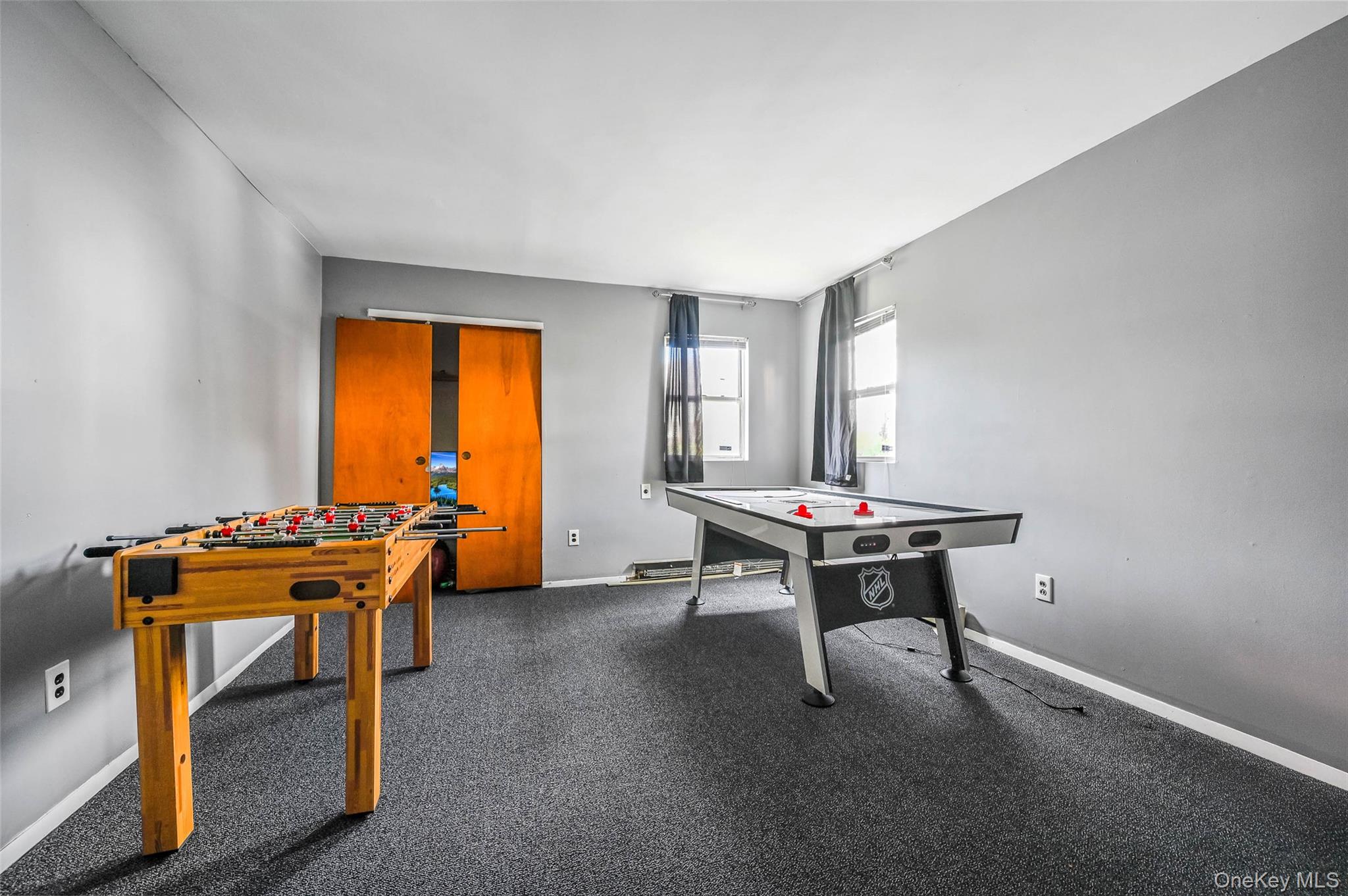 13214 Farmers Boulevard