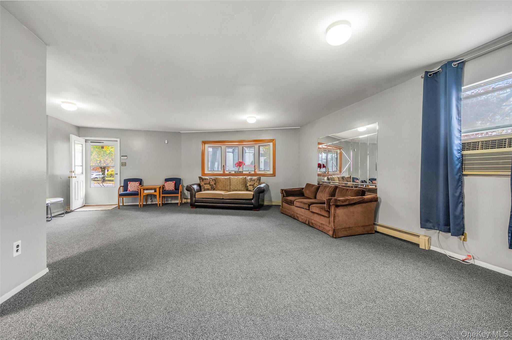 13214 Farmers Boulevard