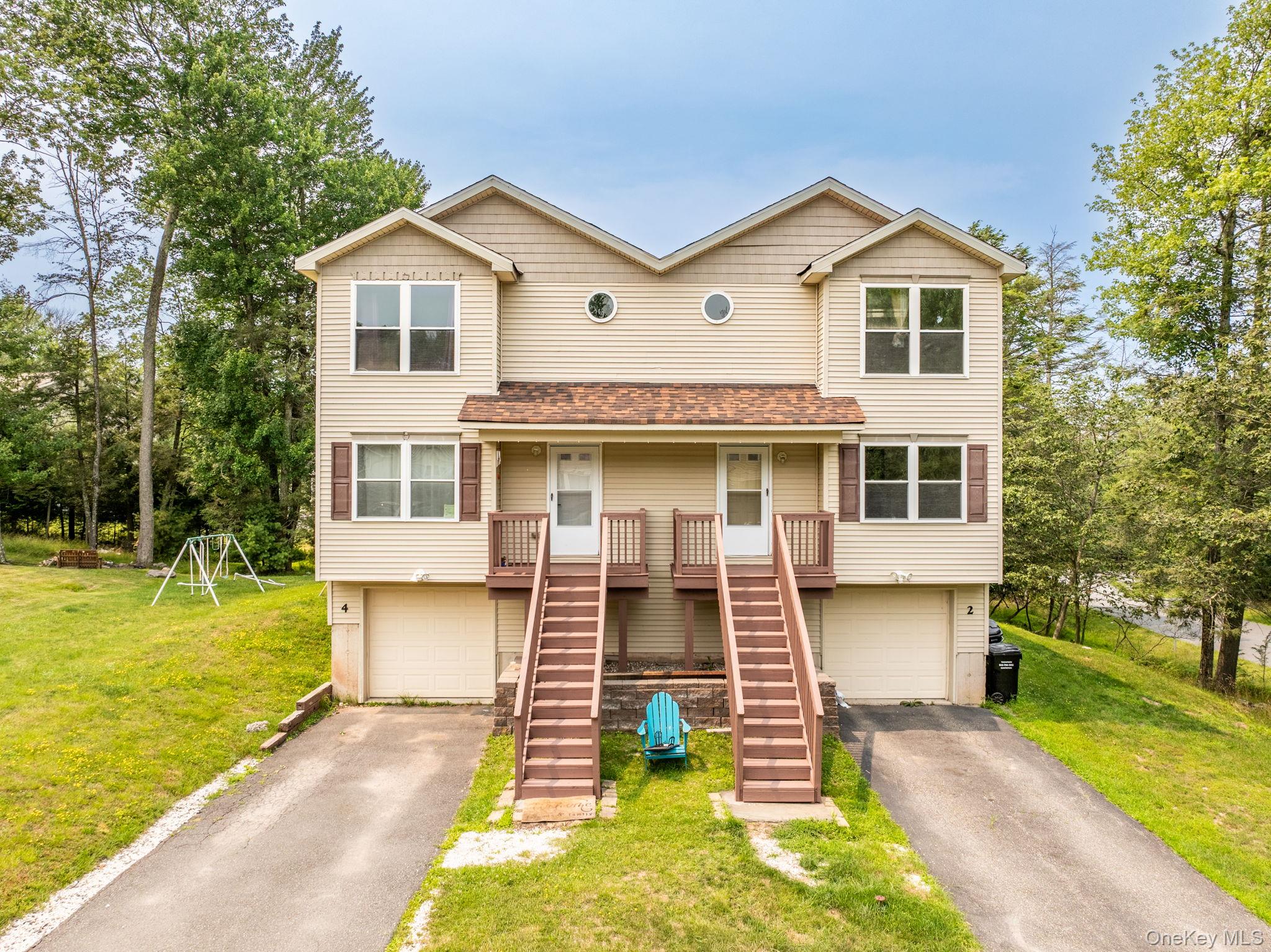 Photo 1 of 26 — 4 Deerfield Court, Rock Hill, NY 12775