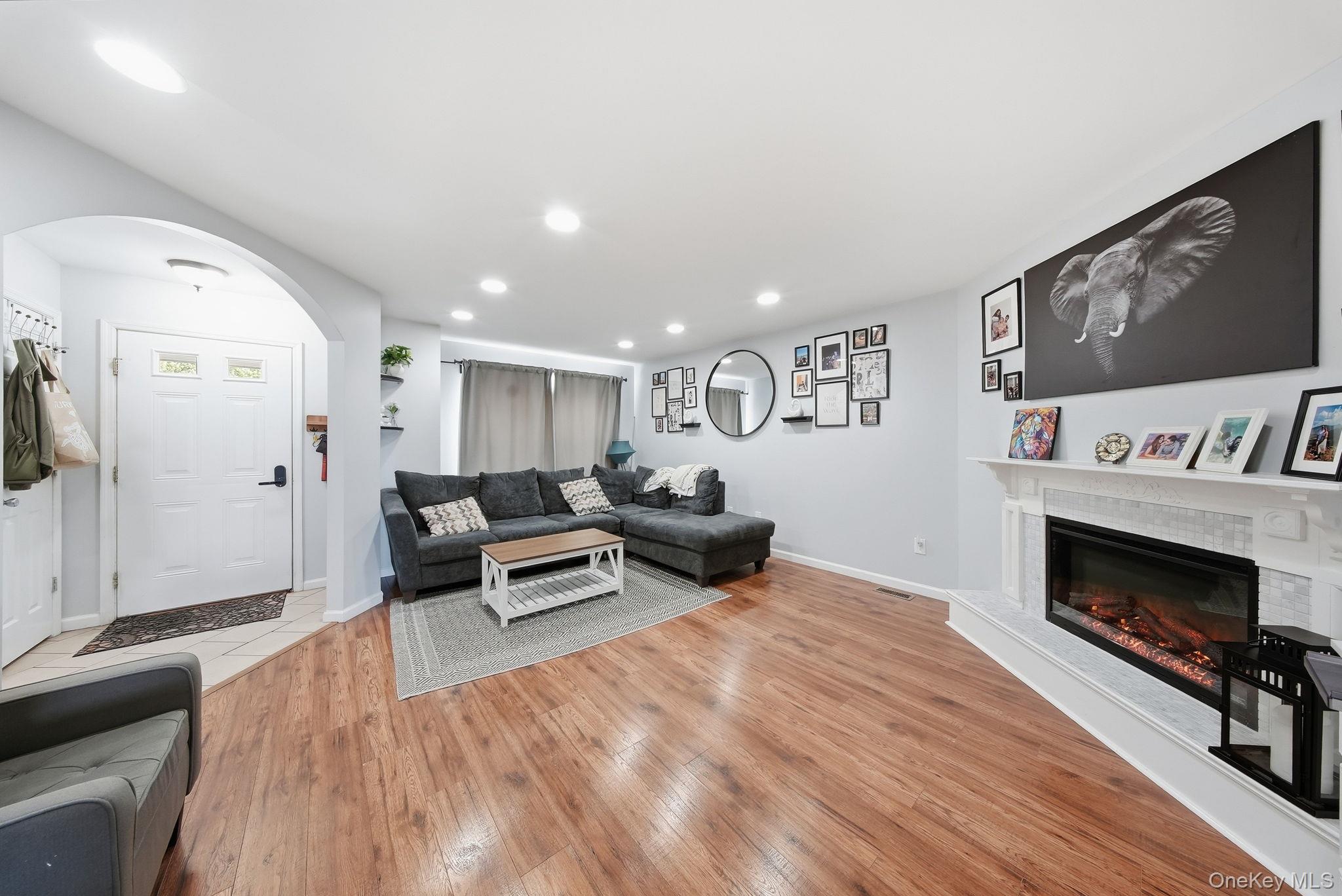 4 Deerfield Court