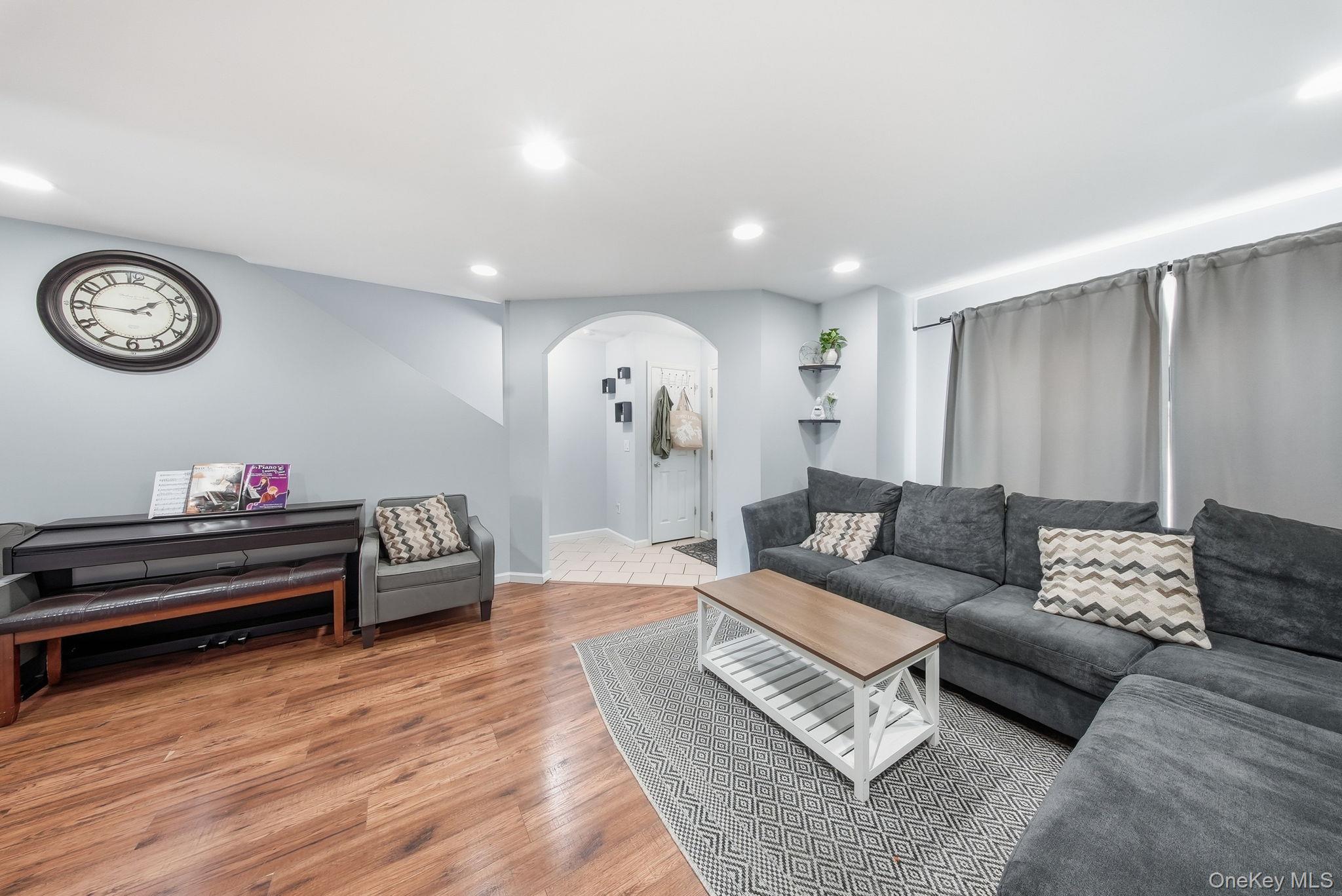 4 Deerfield Court