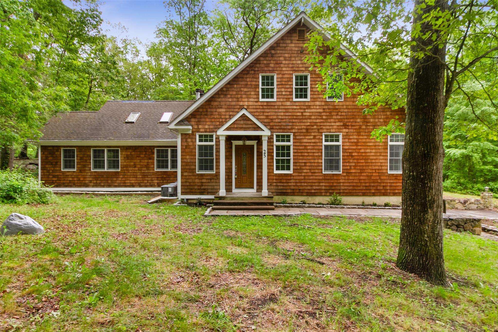 25 Ferris Drive, Garrison, New York image 1