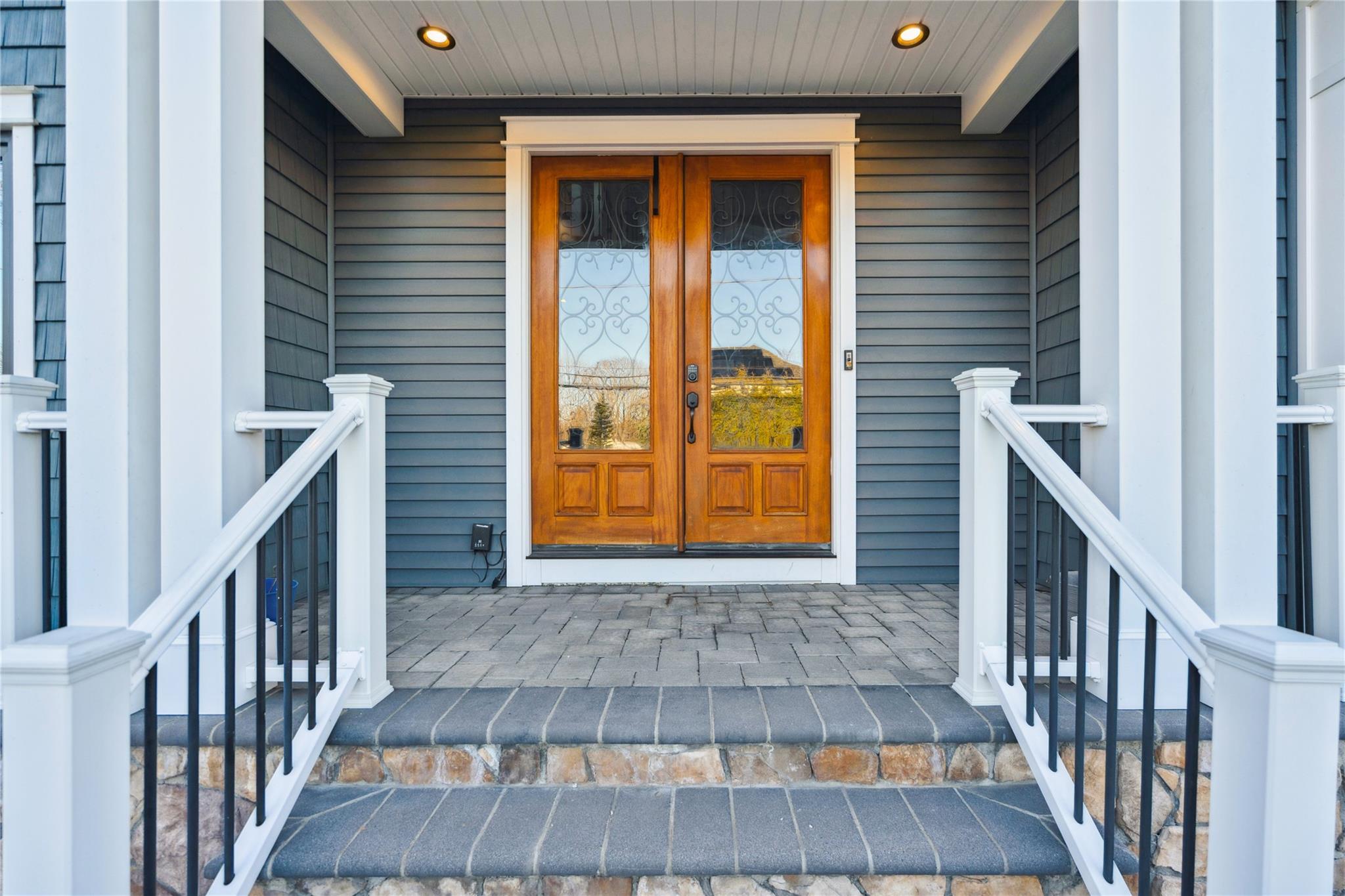 1260 Smithtown Avenue, Bohemia, New York image 5