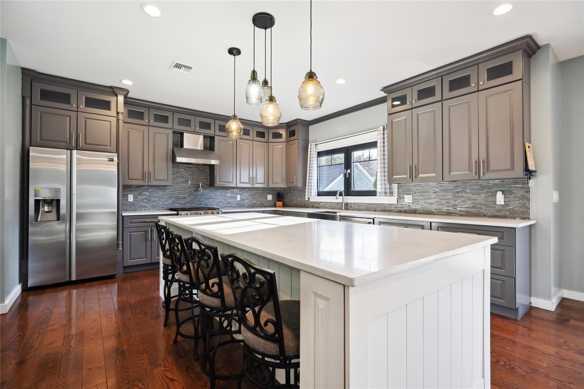 1260 Smithtown Avenue, Bohemia, New York image 20