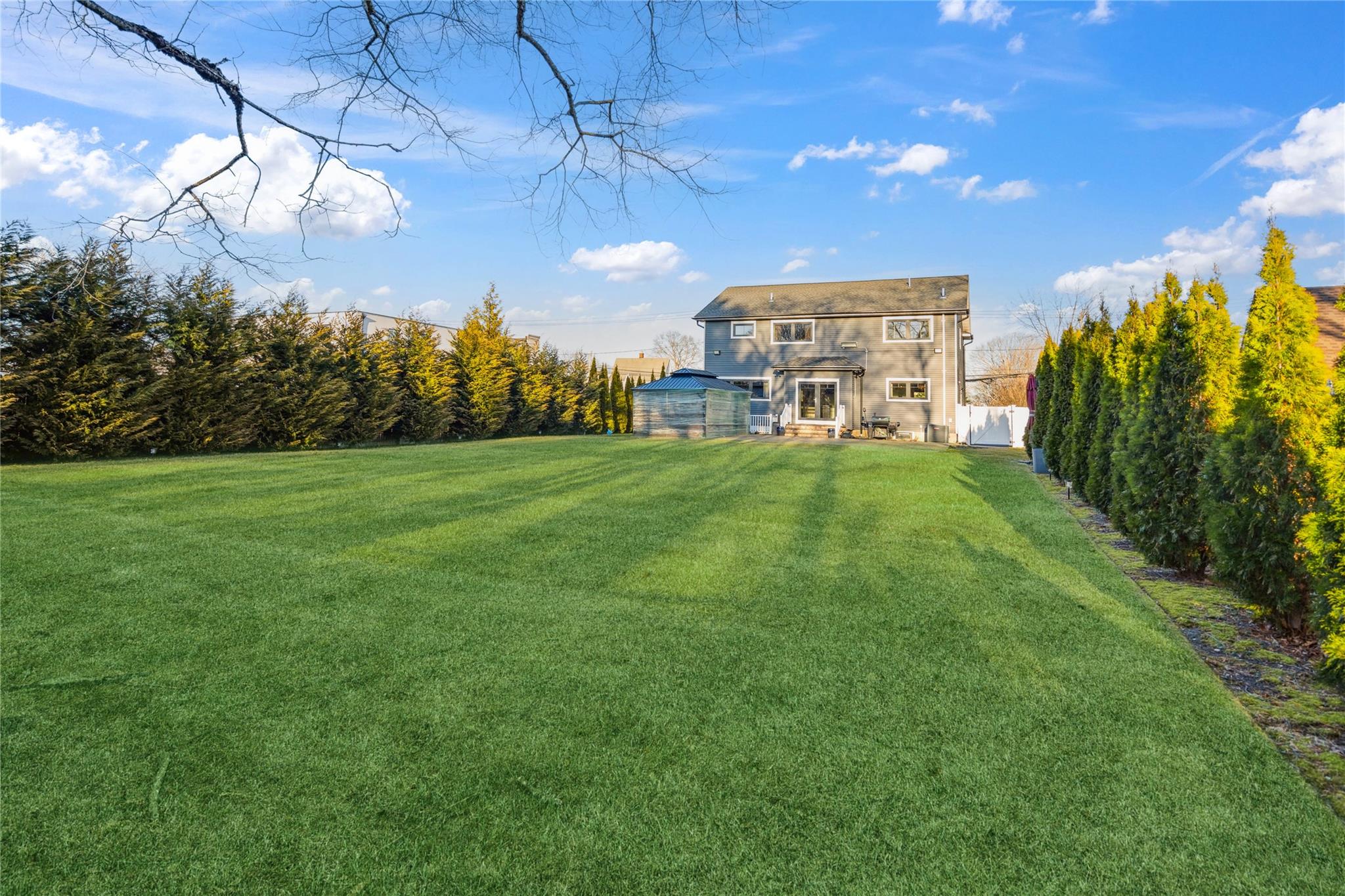 1260 Smithtown Avenue, Bohemia, New York image 36