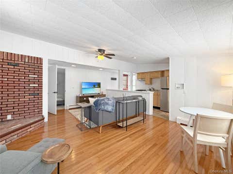 Apartment For Rent - 839 Pond View Road<br/> Riverhead, NY 11901