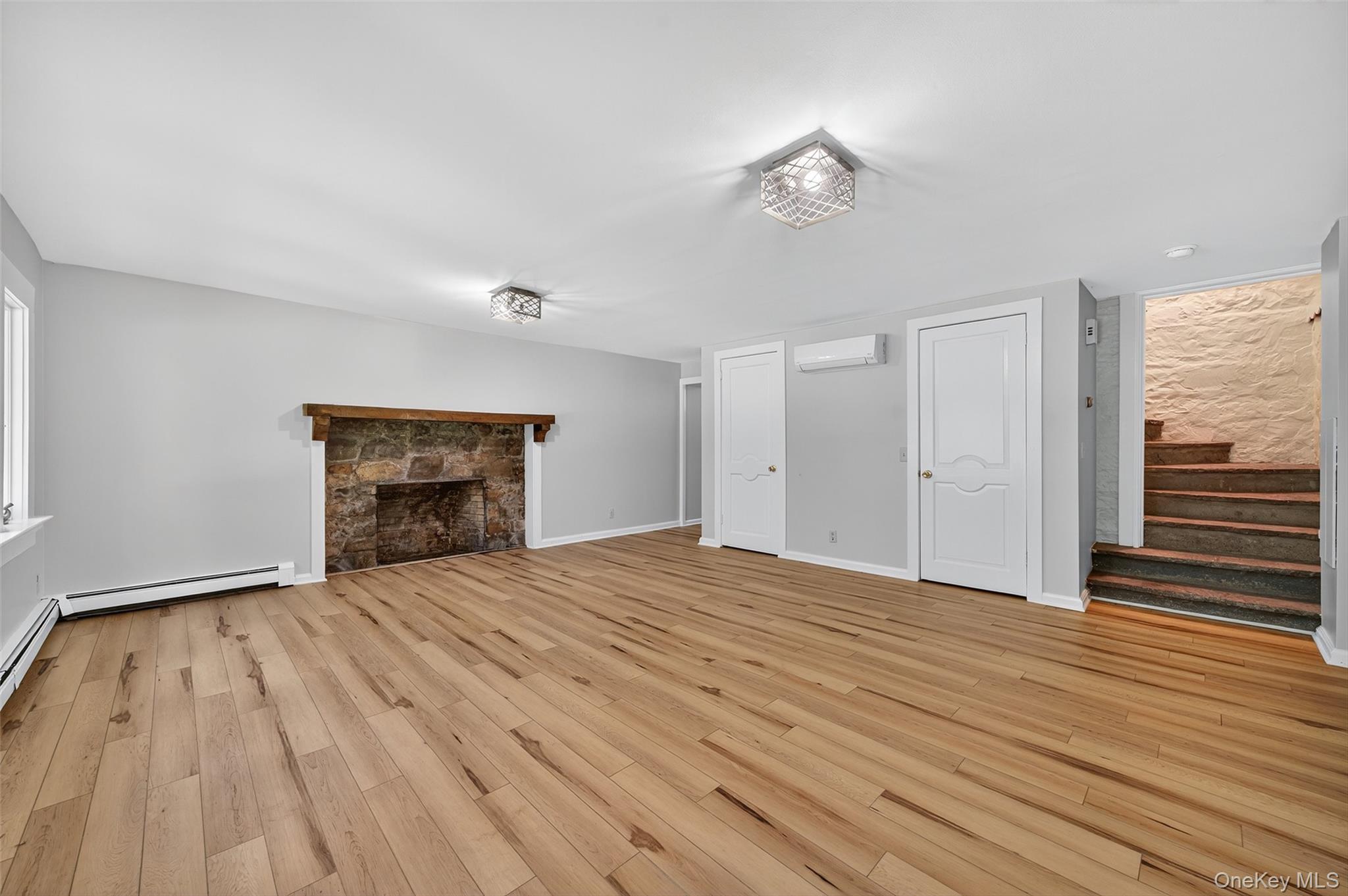 91 Sleepy Valley Road