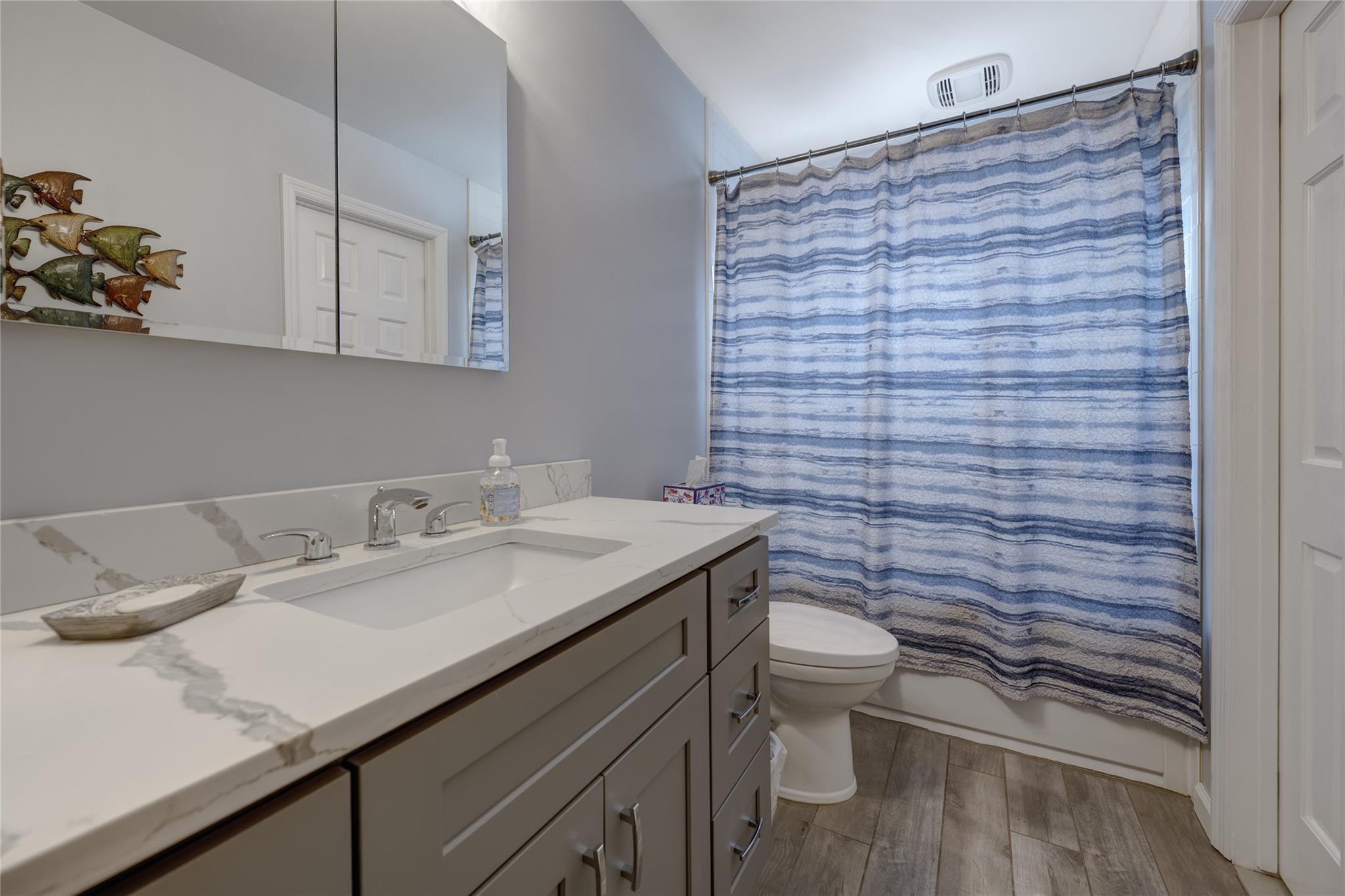 21 Godfrey Avenue, Bayville, New York image 11