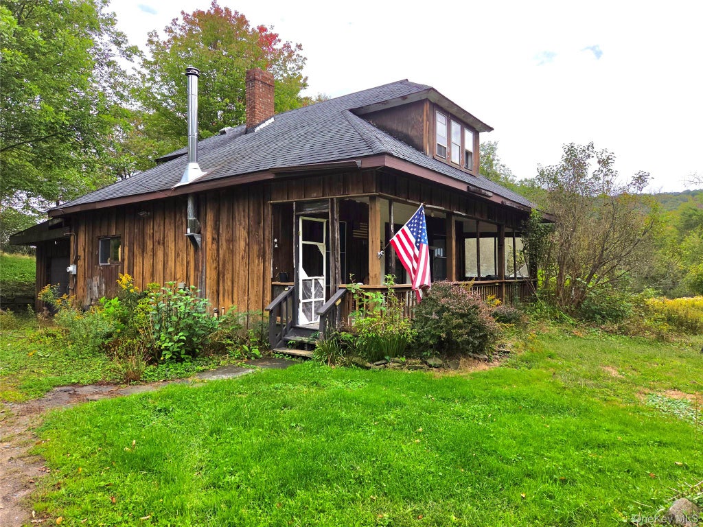 Photo of 16 Church Road, Livingston Manor, NY 12758 (MLS # 1051425)