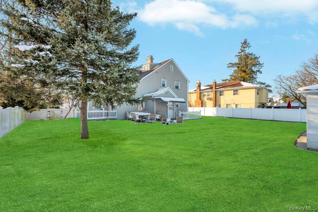 32 Longfellow Avenue