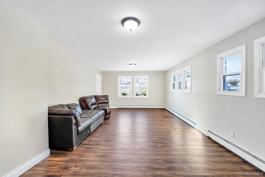 32 Longfellow Avenue