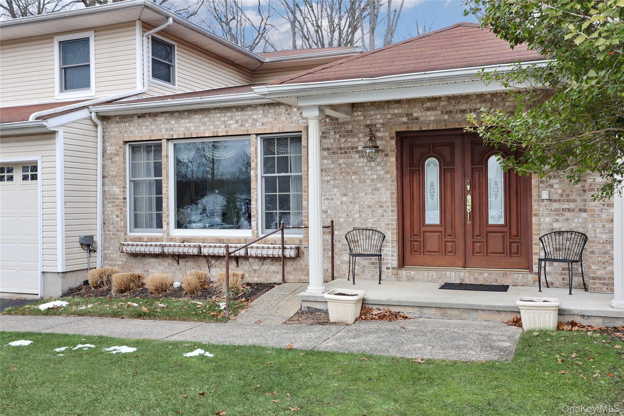 6 Orchard Hill Drive