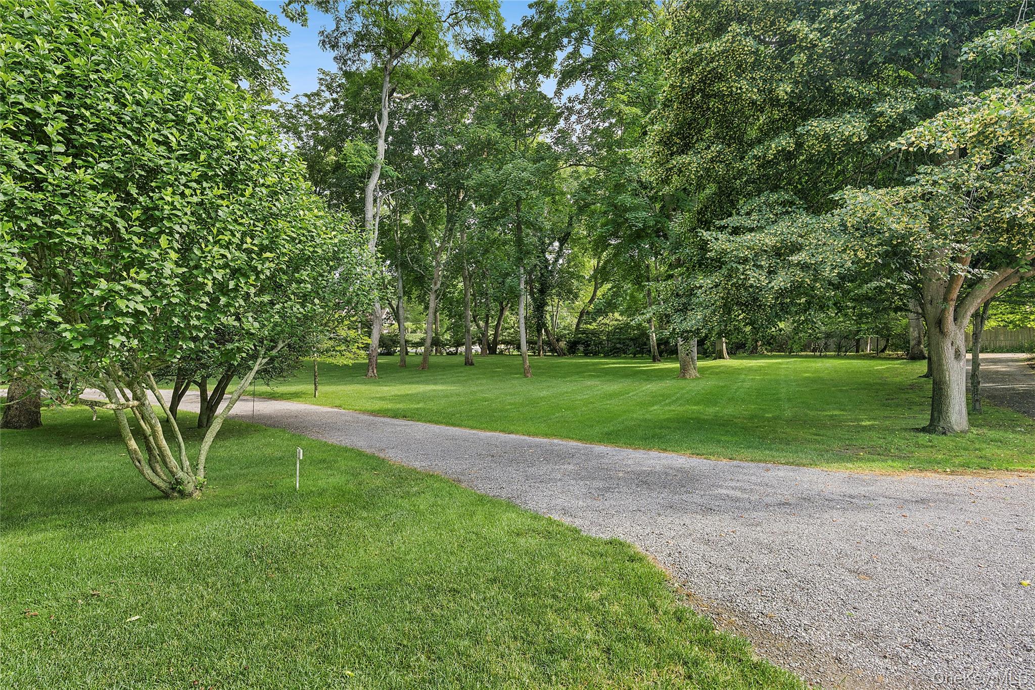 17 Baiting Hollow Road