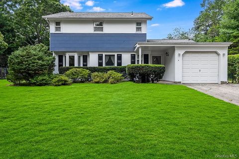 8 Butterfield Drive Greenlawn NY 11740
