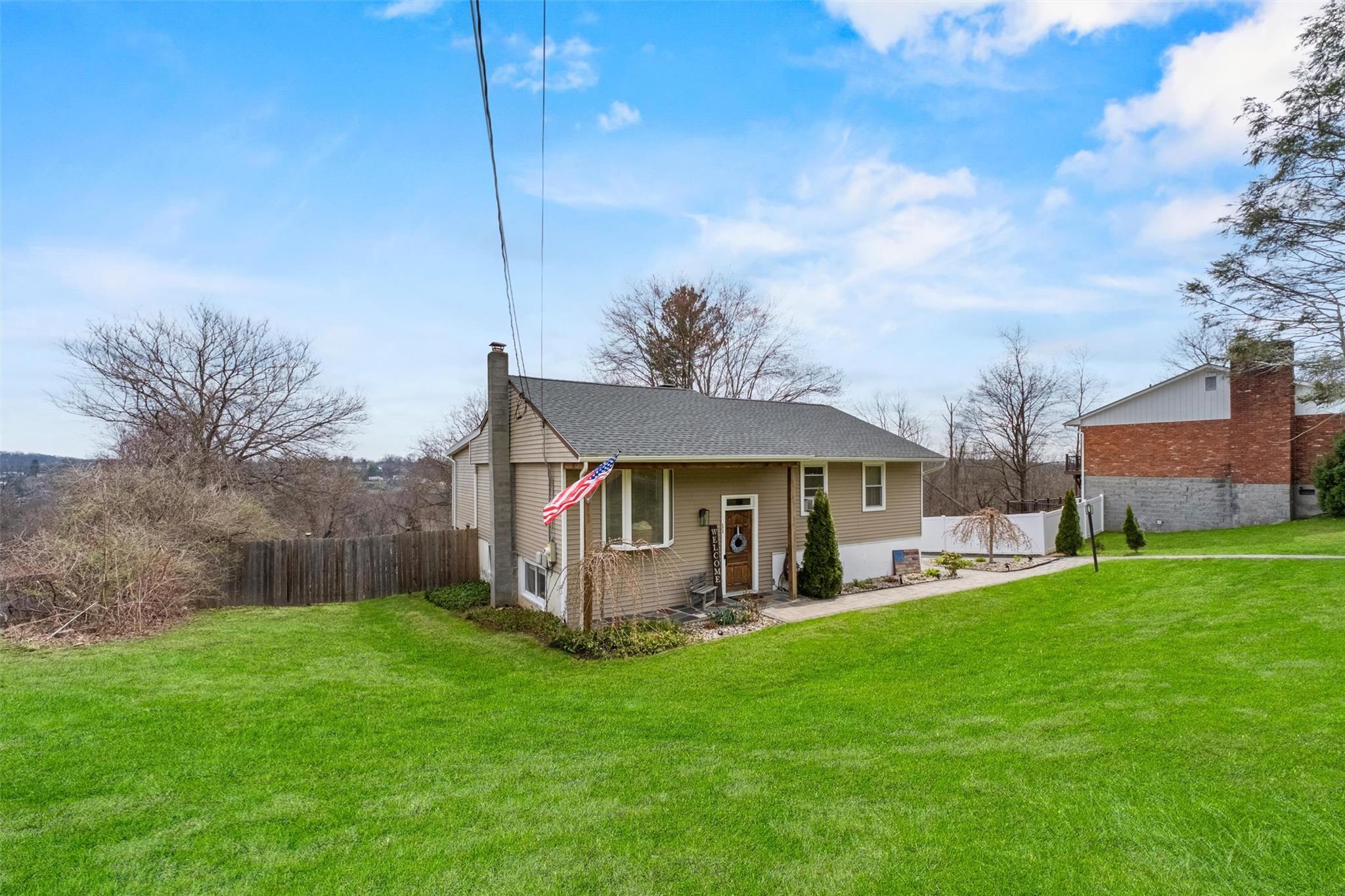 11 Trout Place, Mahopac, New York image 3
