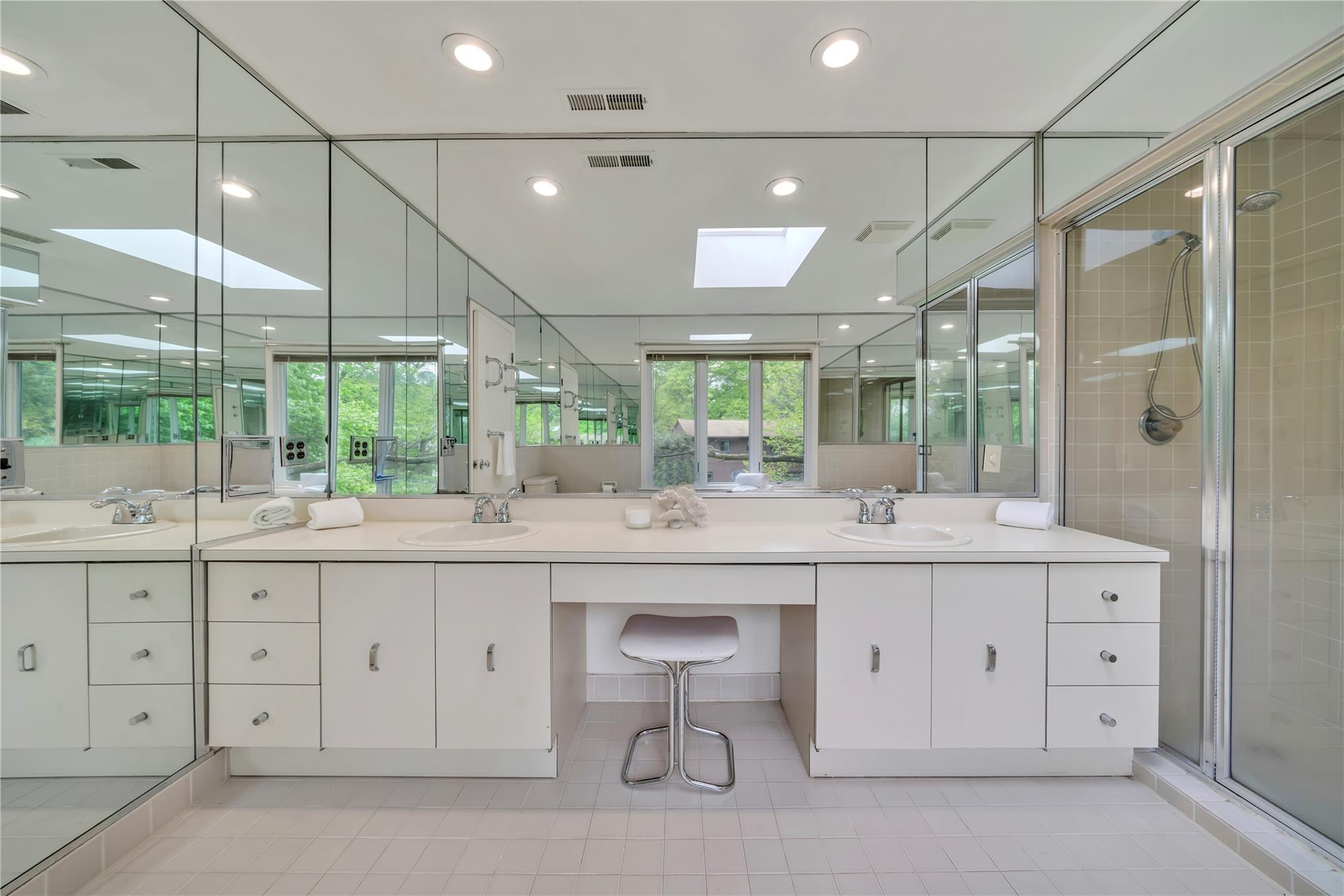 4 Bobby Close, Mamaroneck, New York image 22