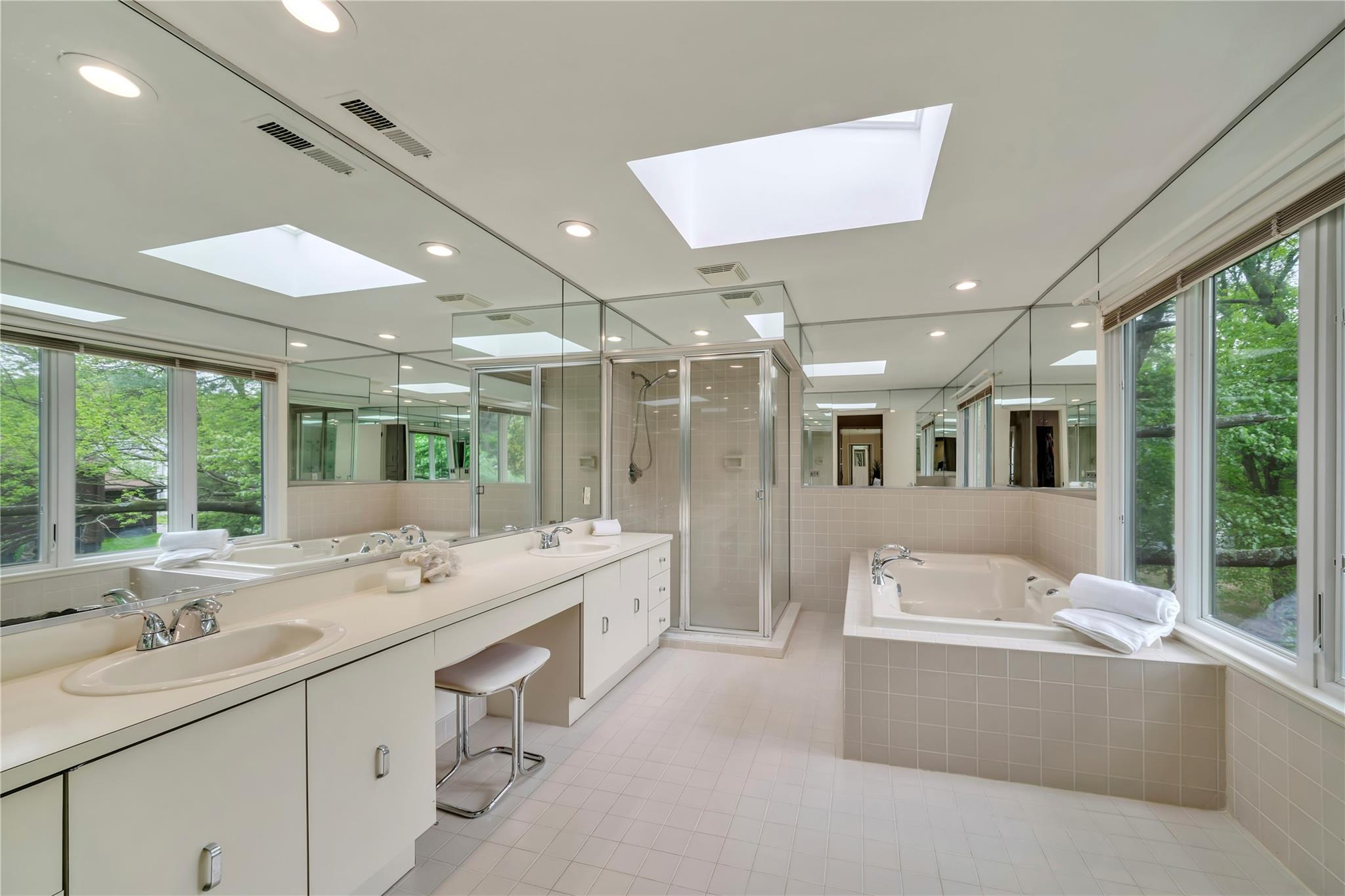 4 Bobby Close, Mamaroneck, New York image 21