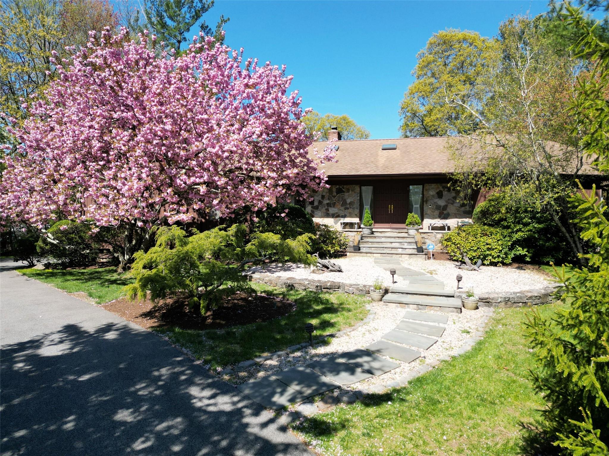 4 Bobby Close, Mamaroneck, New York image 41