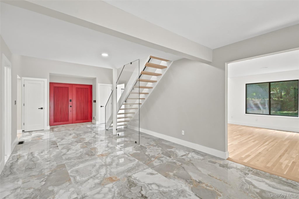 Photo of 6 Harrows Lane, Purchase, NY 10577 (MLS # 1034176)