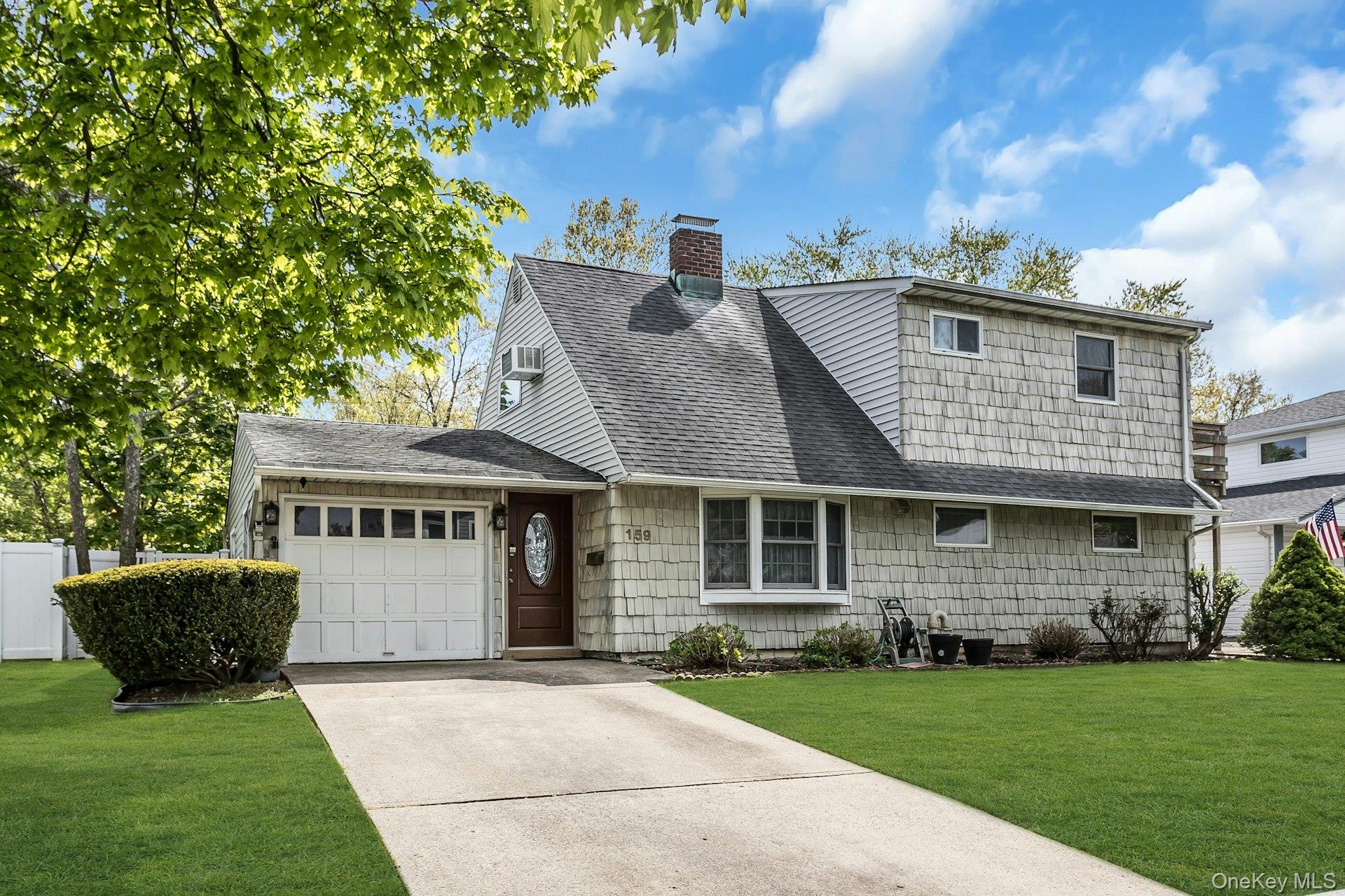 159 Kingfisher Road