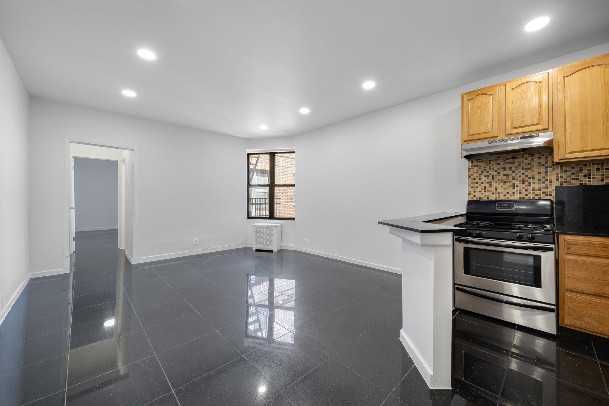 7002 Ridge Boulevard Blvd #E14, Brooklyn, New York image 2