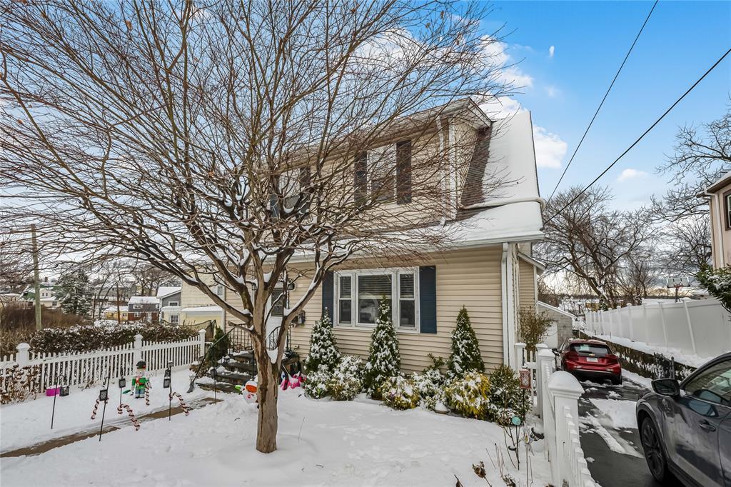 55 N Clark Place, Port Chester, New York image 2