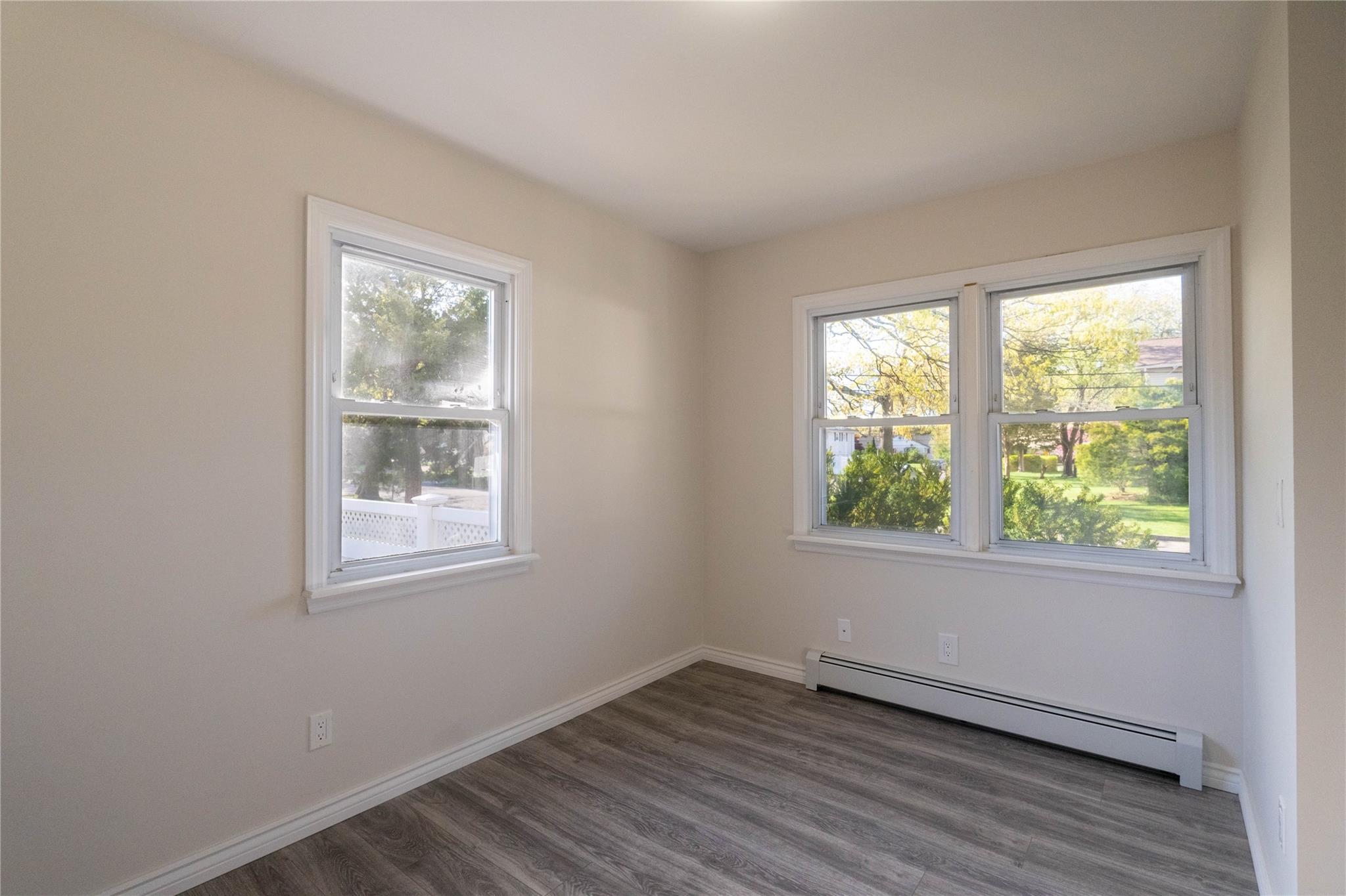 37 Amsterdam Street, Huntington, New York image 8