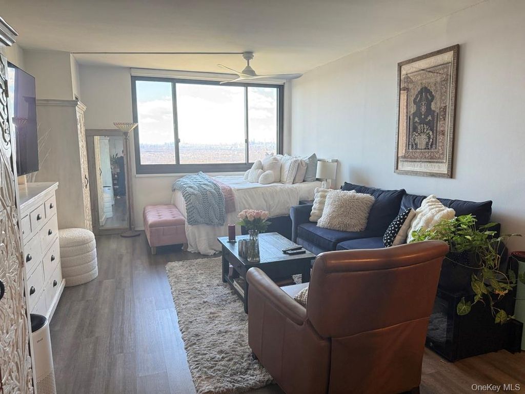 Photo of 26910 Grand Central Parkway #31C, Floral Park, NY 11005 (MLS # 971882)