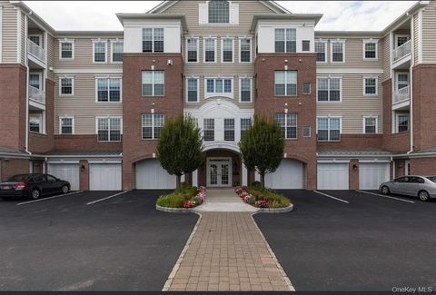 Condo For Sale - 145 Regency Drive<br/> Dutchess County, Fishkill, NY 12524