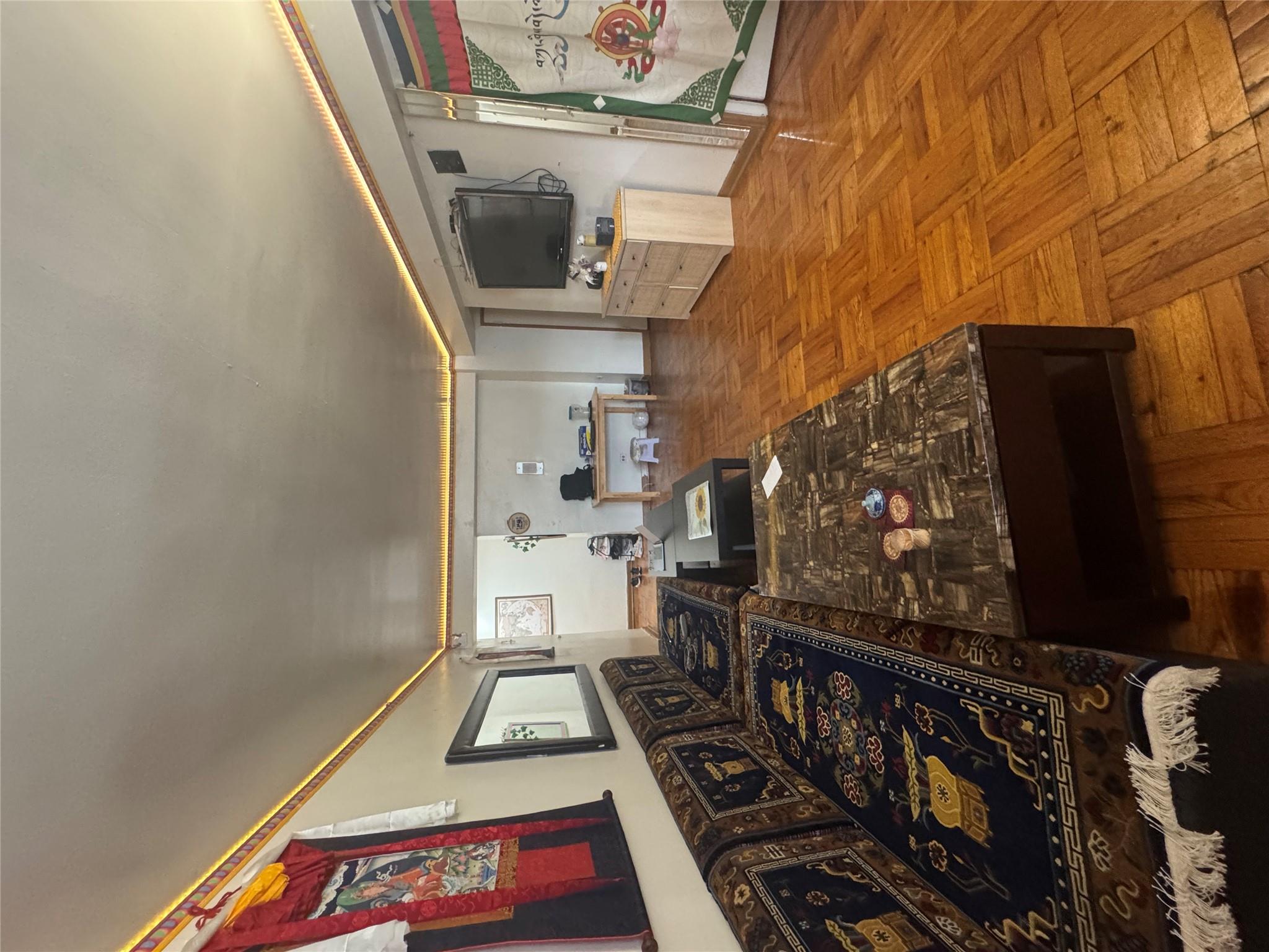 86-04 Grand Ave Ave #2D, Elmhurst, New York image 2